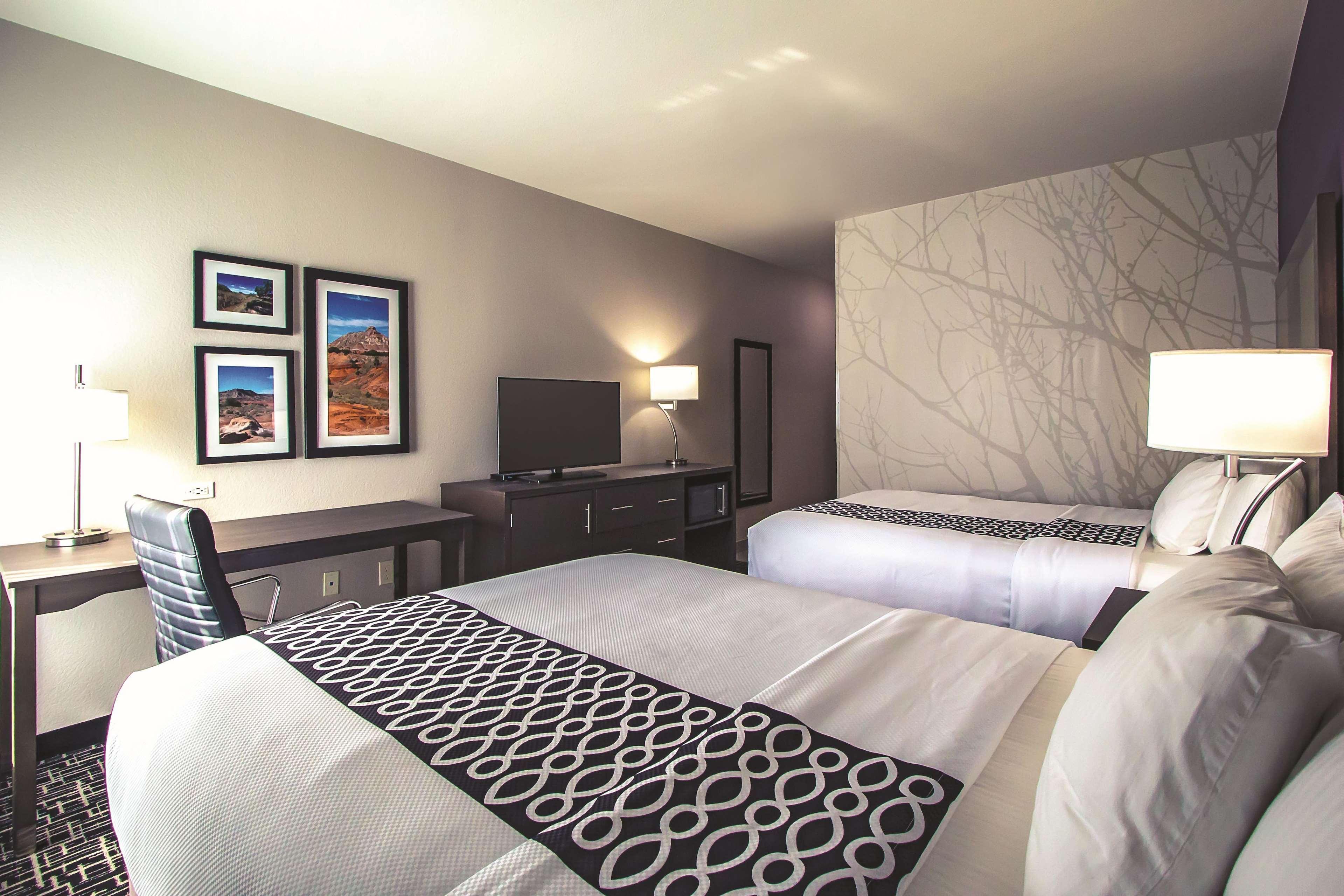 La Quinta By Wyndham Pampa Hotel Eksteriør billede