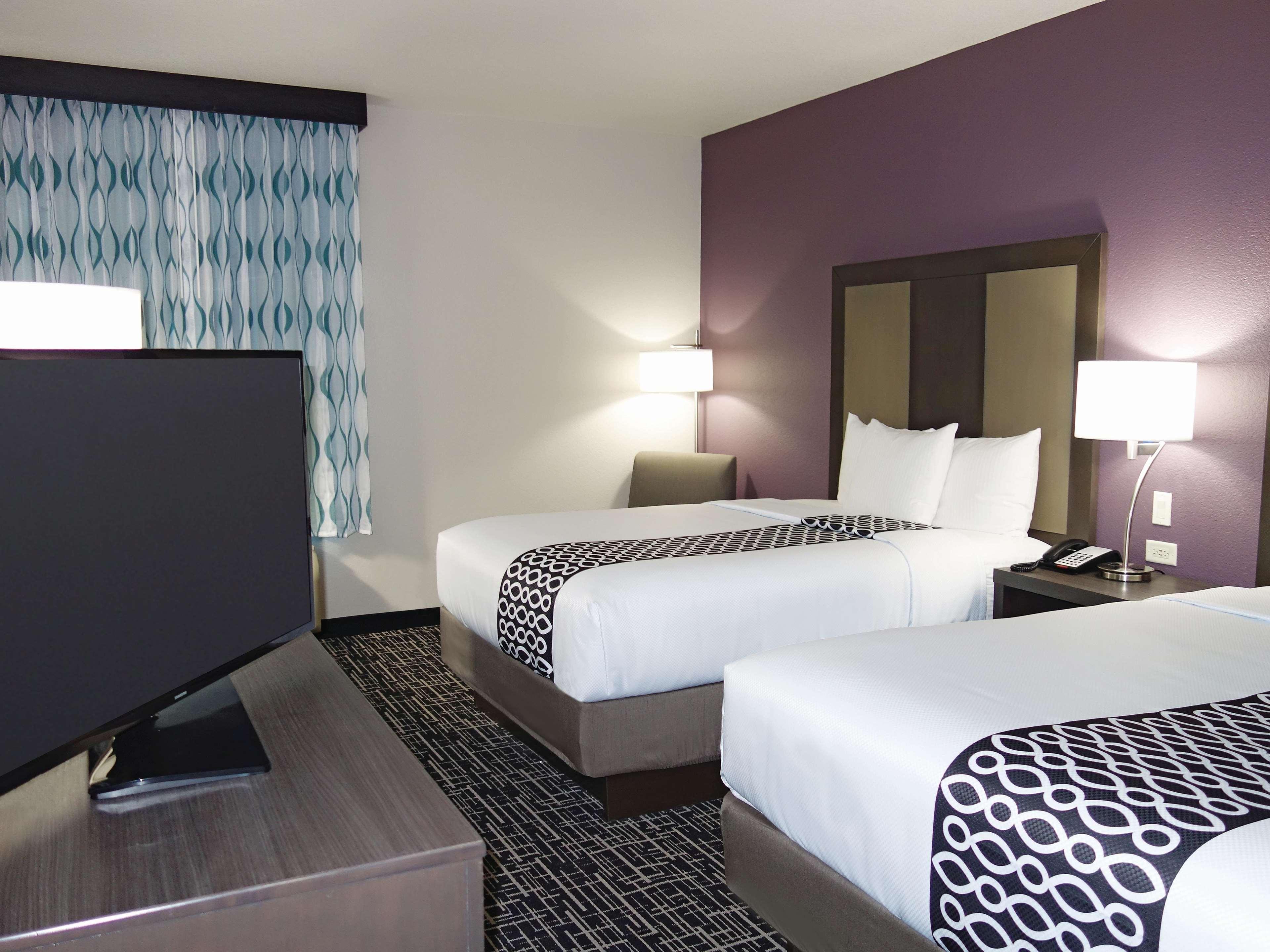 La Quinta By Wyndham Pampa Hotel Eksteriør billede