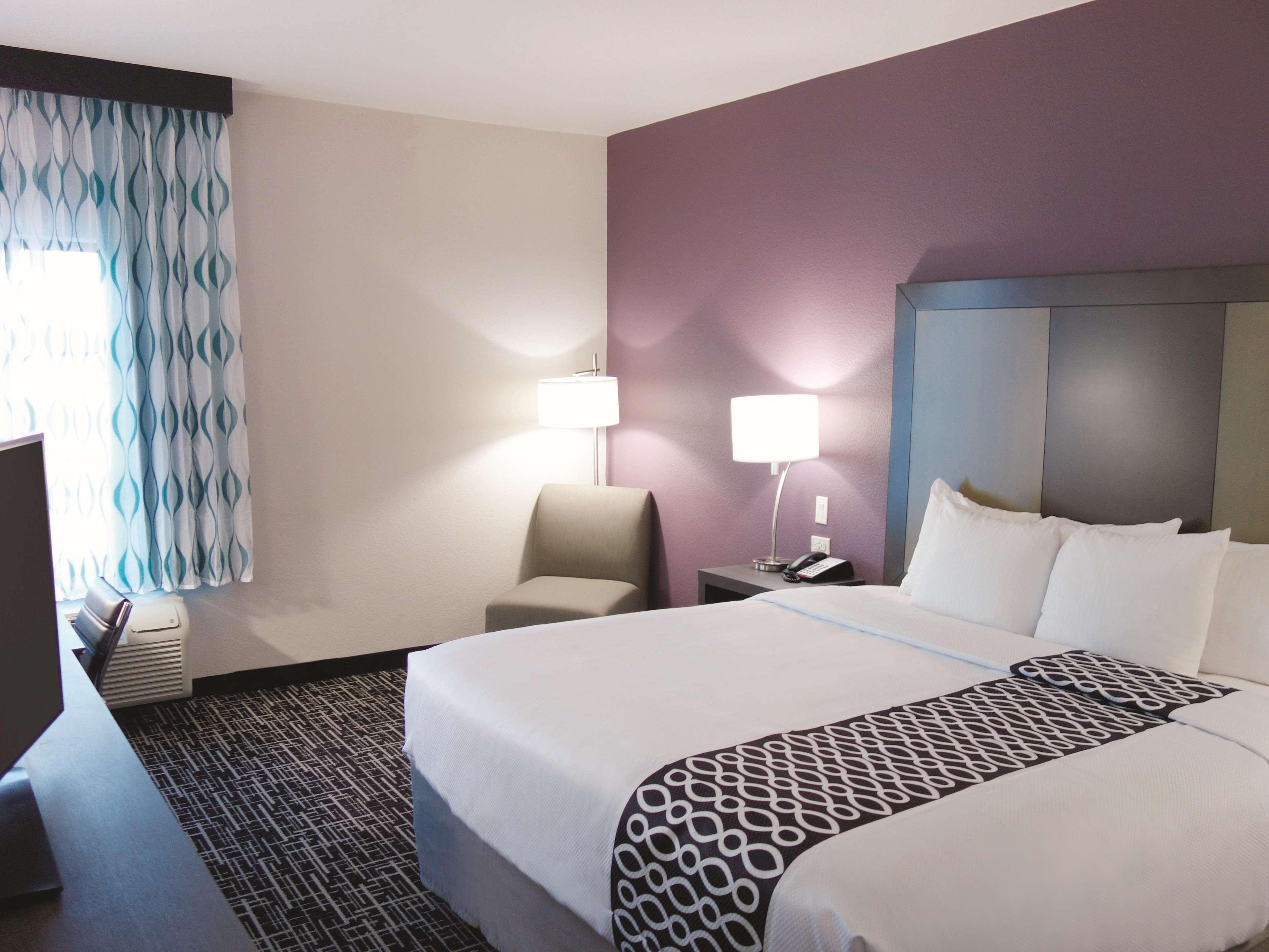 La Quinta By Wyndham Pampa Hotel Eksteriør billede