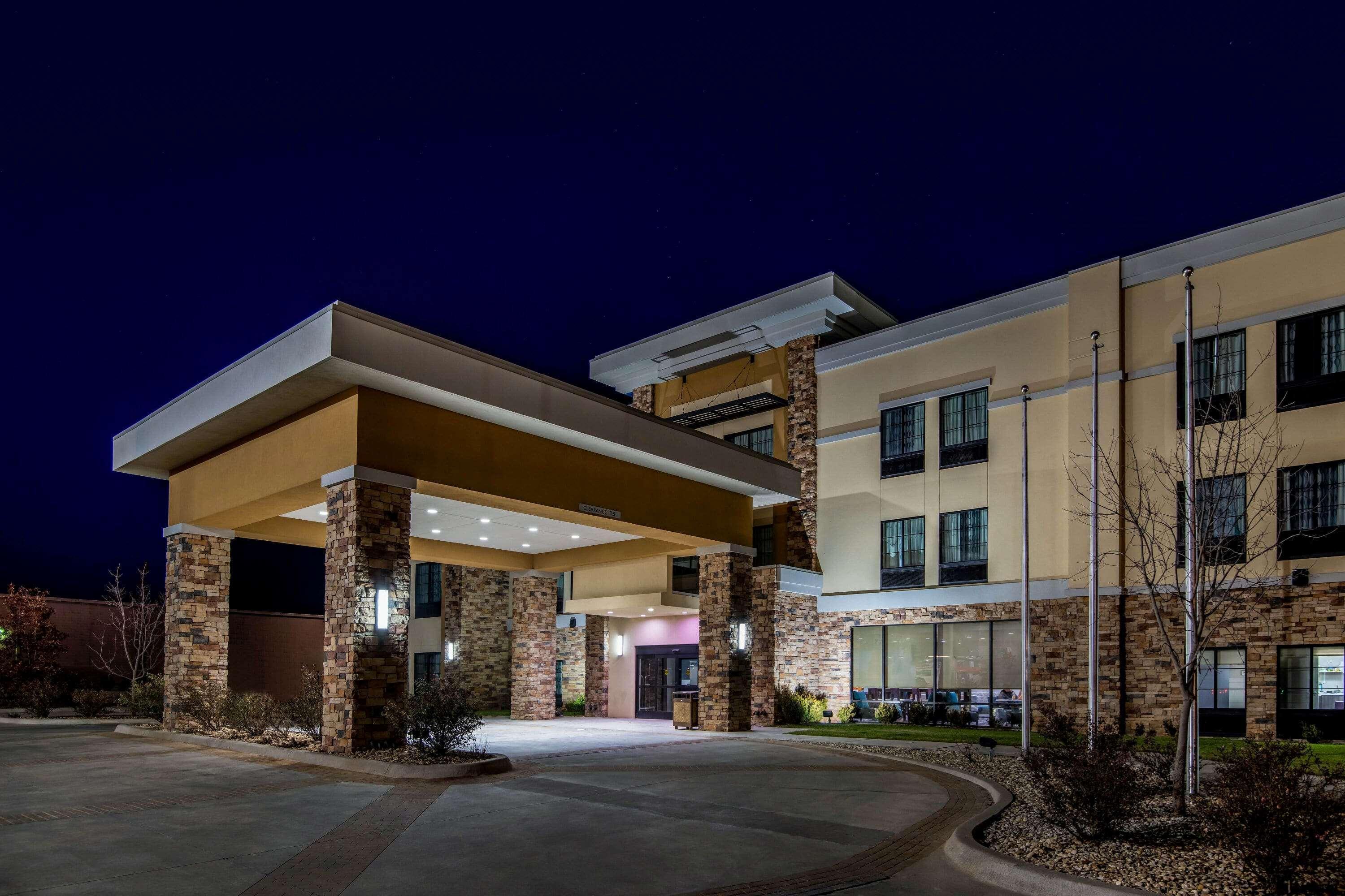 La Quinta By Wyndham Pampa Hotel Eksteriør billede